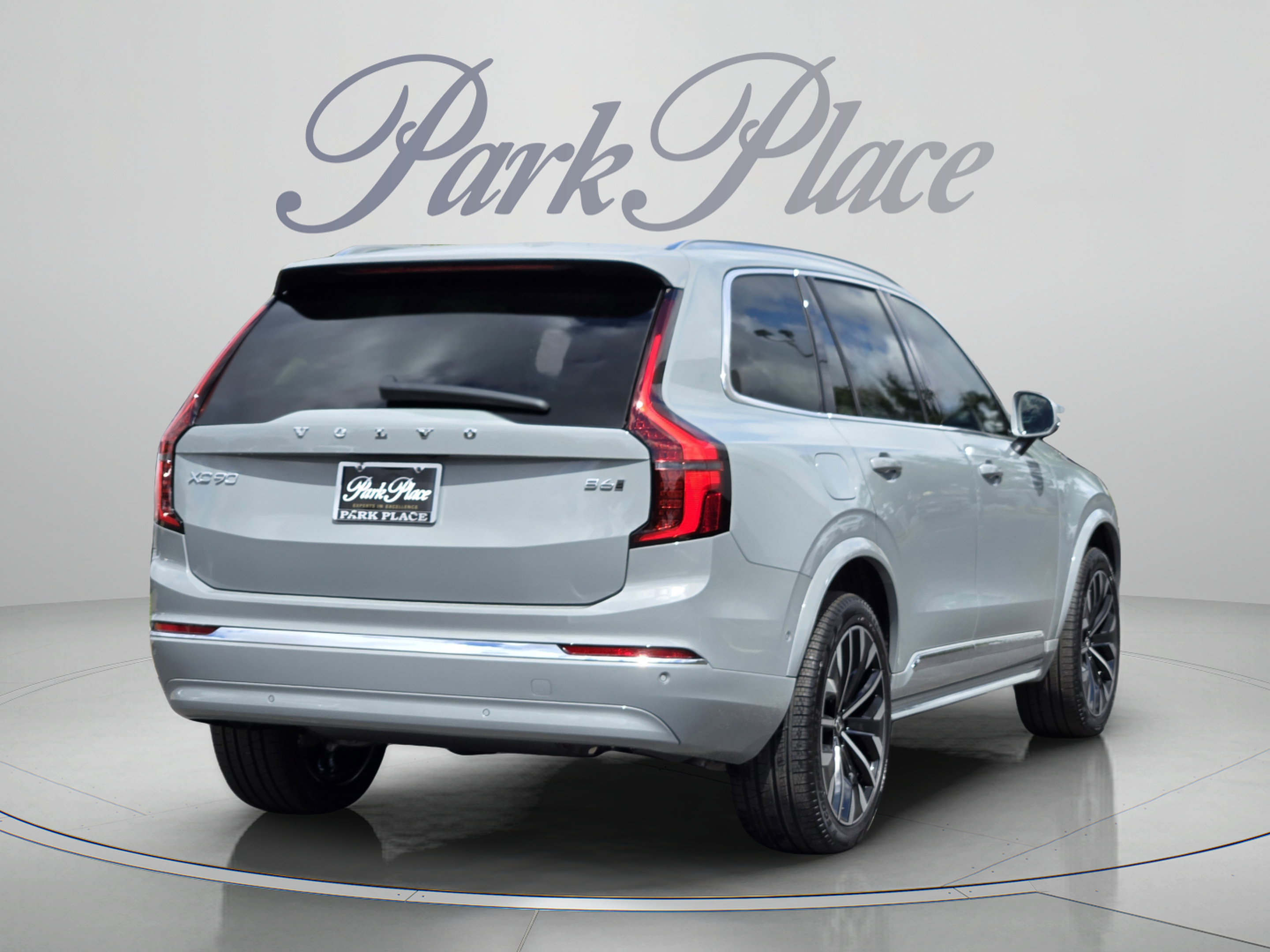 Used 2026 Volvo XC90 B6 Ultra w/ Protection Package AWD/4WD image 6