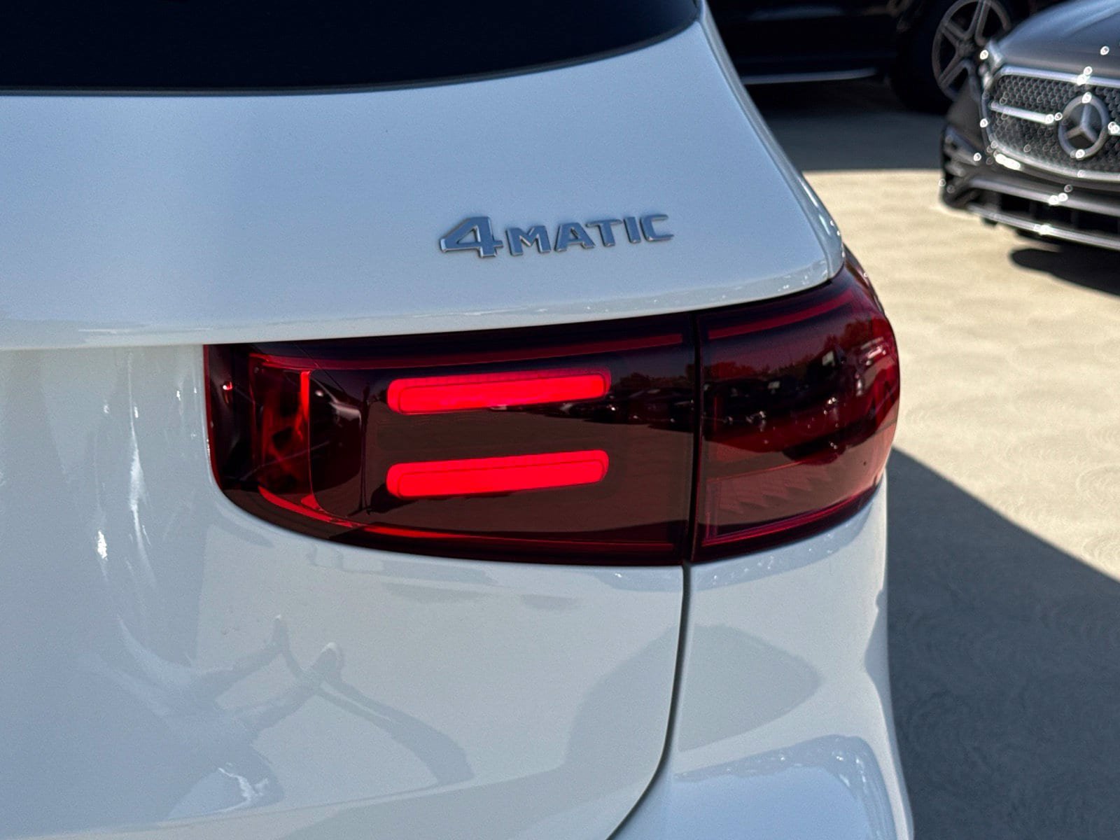 New 2026 Mercedes-Benz GLB 250 4MATIC image 11