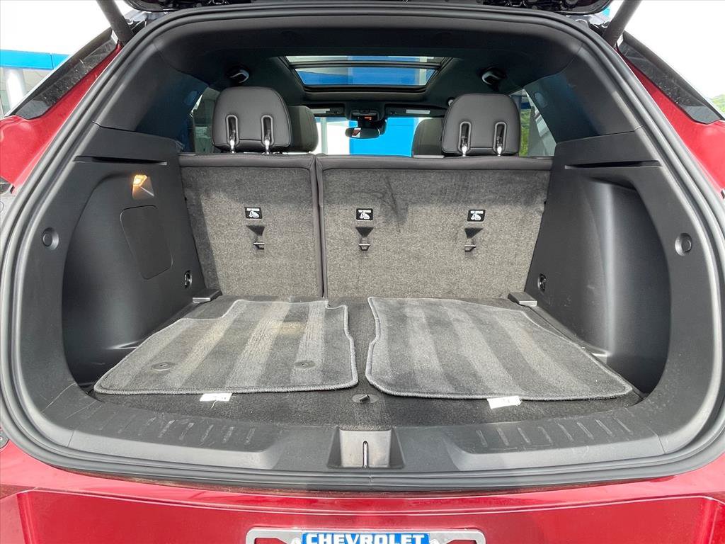 Used 2023 Chevrolet TrailBlazer RS w/ Sun and Liftgate Package FWD image 25
