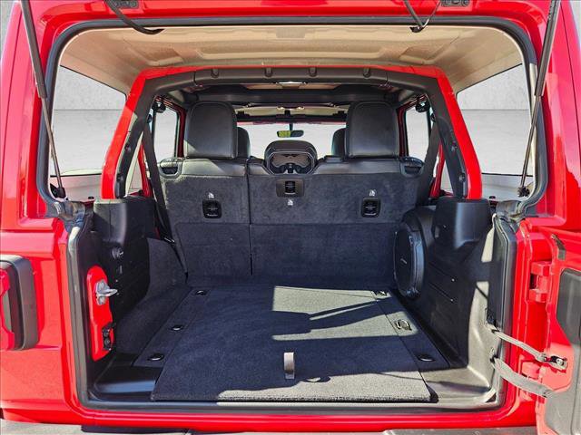 Used 2021 Jeep Wrangler Unlimited Rubicon w/ Xtreme Recon 35" Tire Package image 7