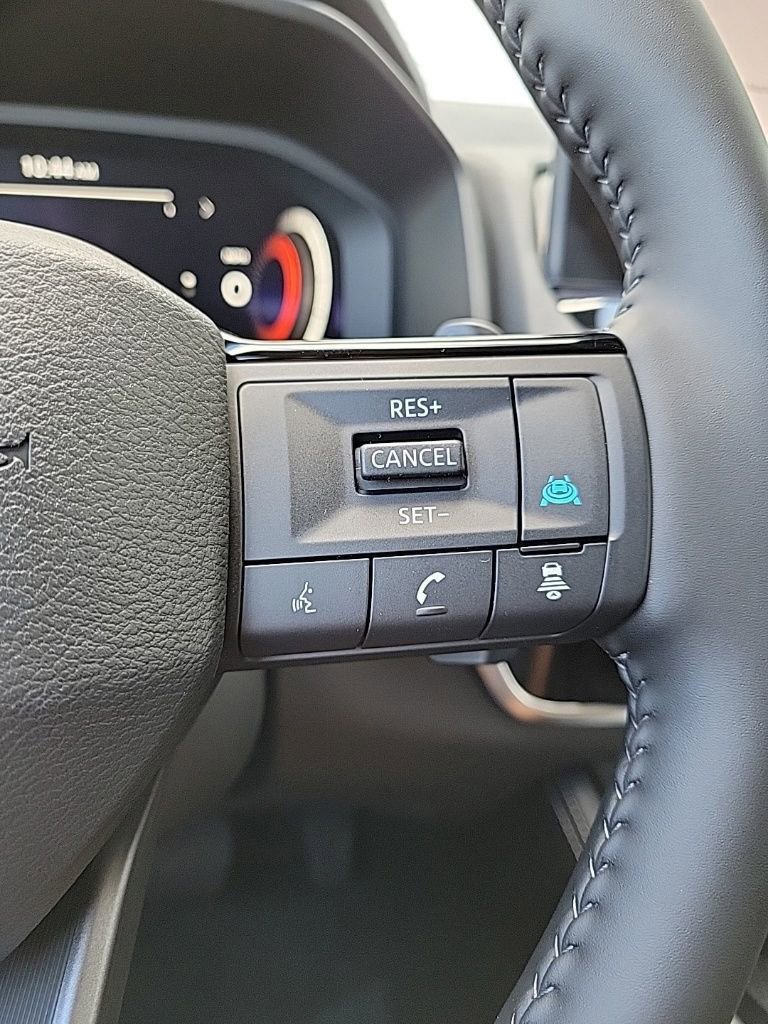 New 2026 Nissan Rogue Platinum image 31