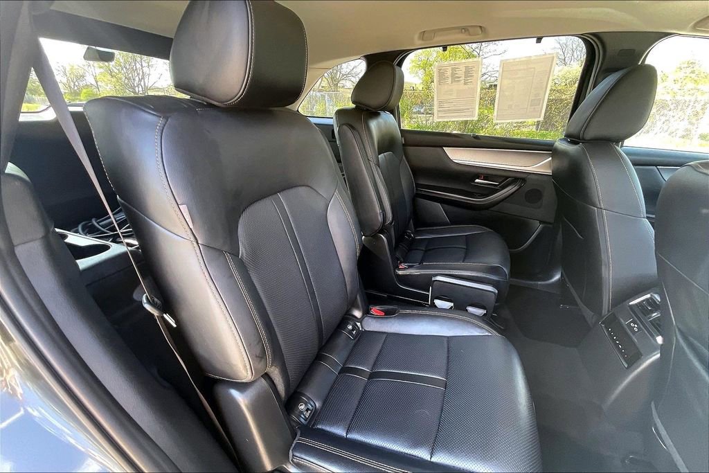 Certified 2024 MAZDA CX-90 Plug-In Hybrid w/ Preferred AWD/4WD image 27