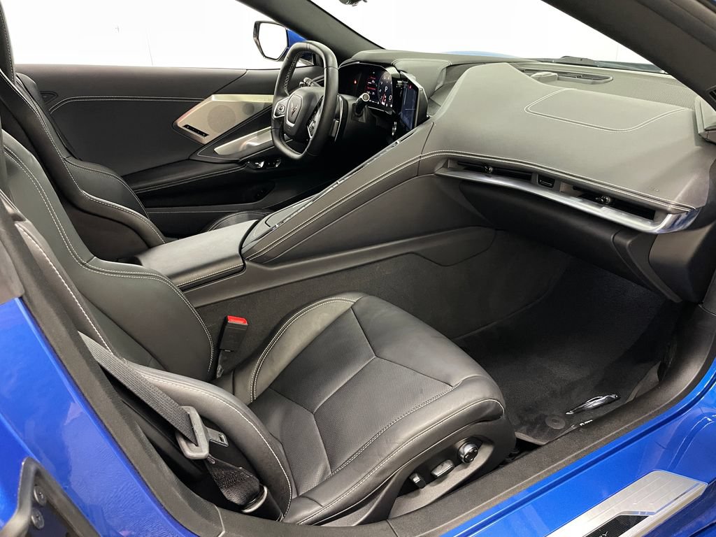 Used 2021 Chevrolet Corvette Stingray Preferred Cpe w/ Battery Protection Package RWD image 35
