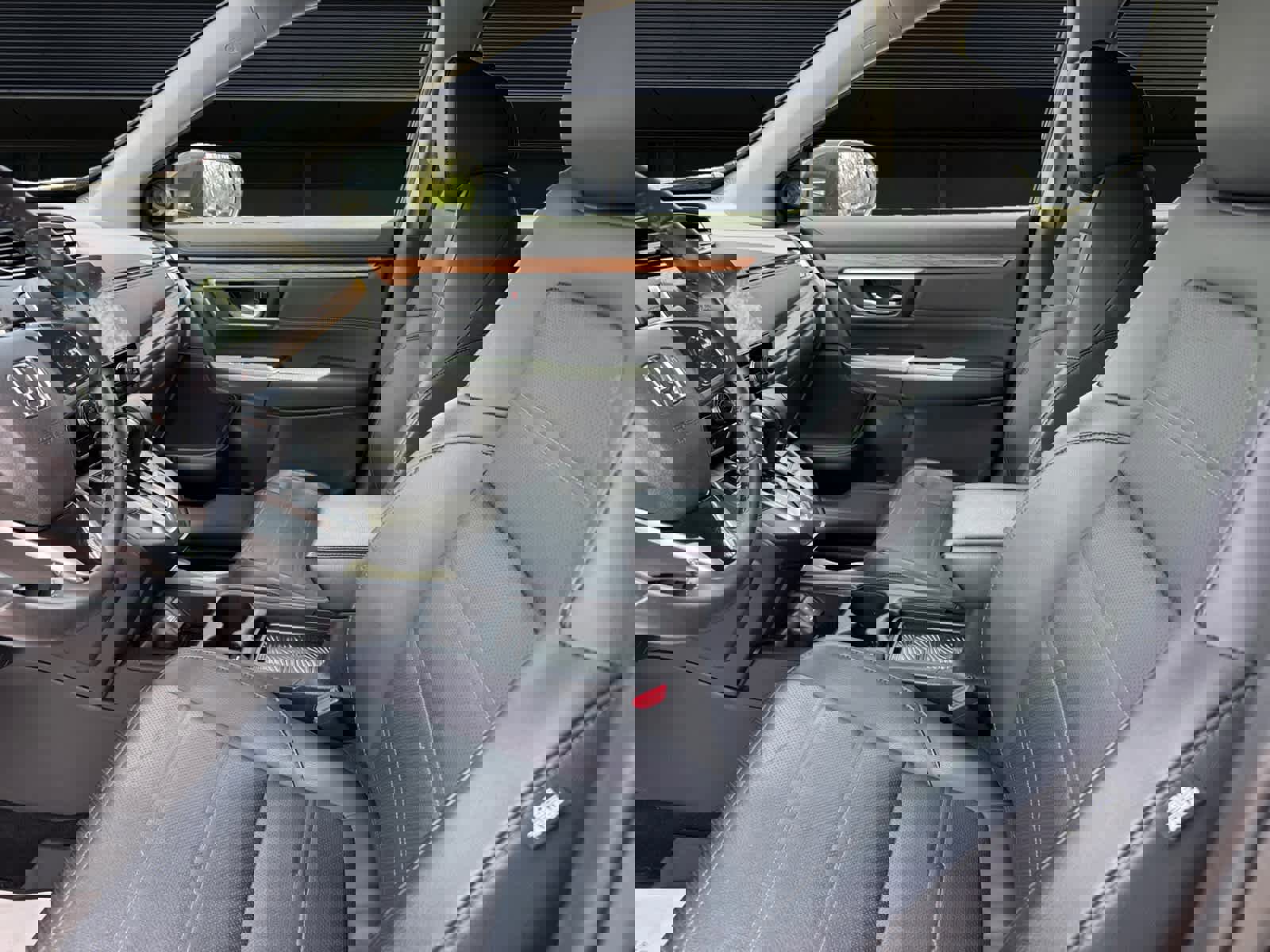 Used 2019 Honda CR-V EX-L image 2