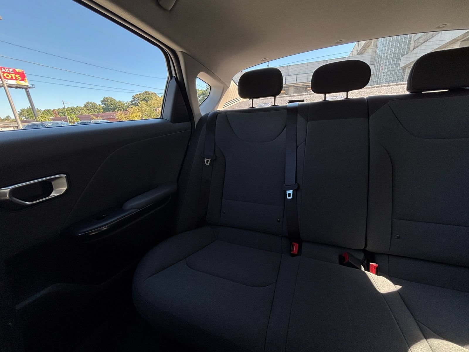 Used 2025 Kia K4 FWD image 38