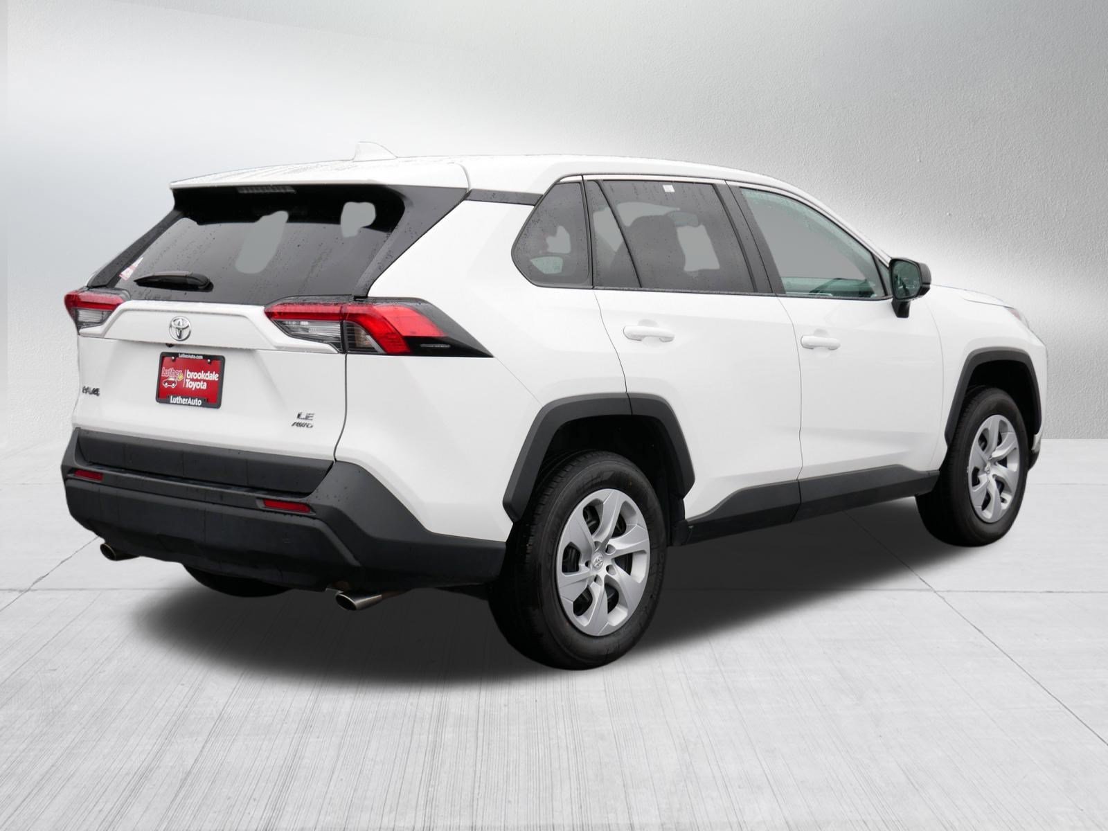 Certified 2025 Toyota RAV4 LE AWD/4WD image 7