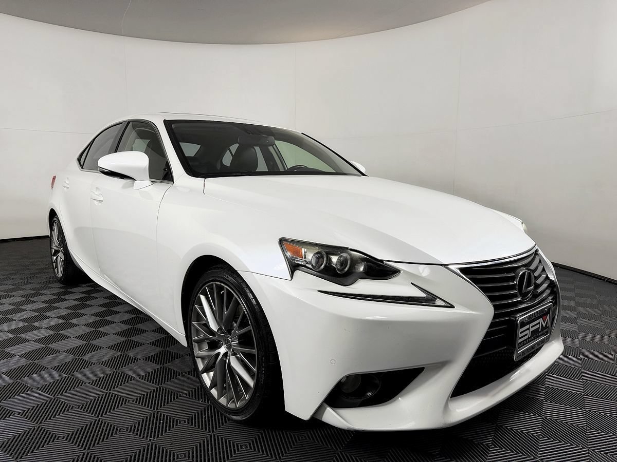 Used 2014 Lexus IS 250 w/ Luxury Package w/Gray Wood RWD image 6