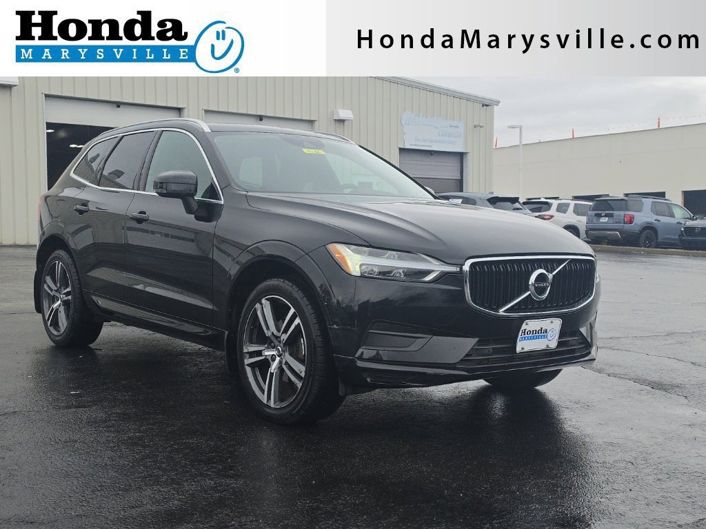 Used 2019 Volvo XC60 T5 Momentum w/ Multimedia Package