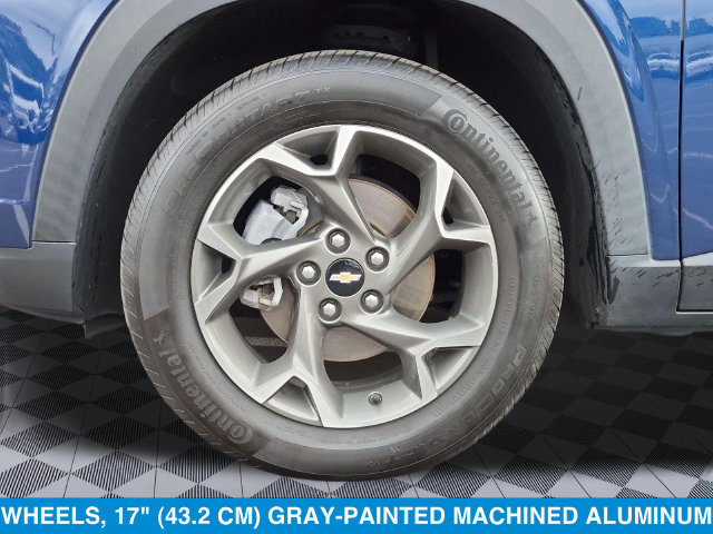 Used 2024 Chevrolet Trax LT w/ LT Convenience Package FWD image 9