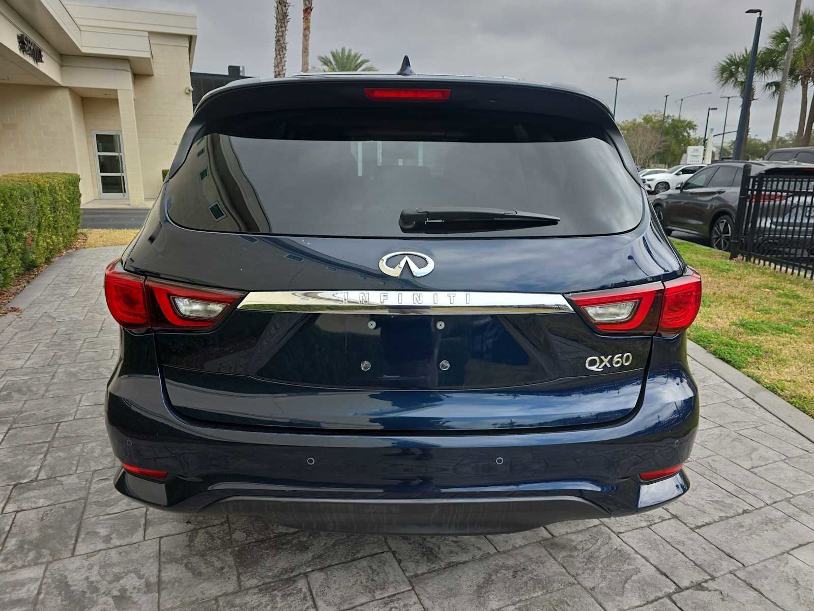 Used 2020 INFINITI QX60 Signature Edition image 5