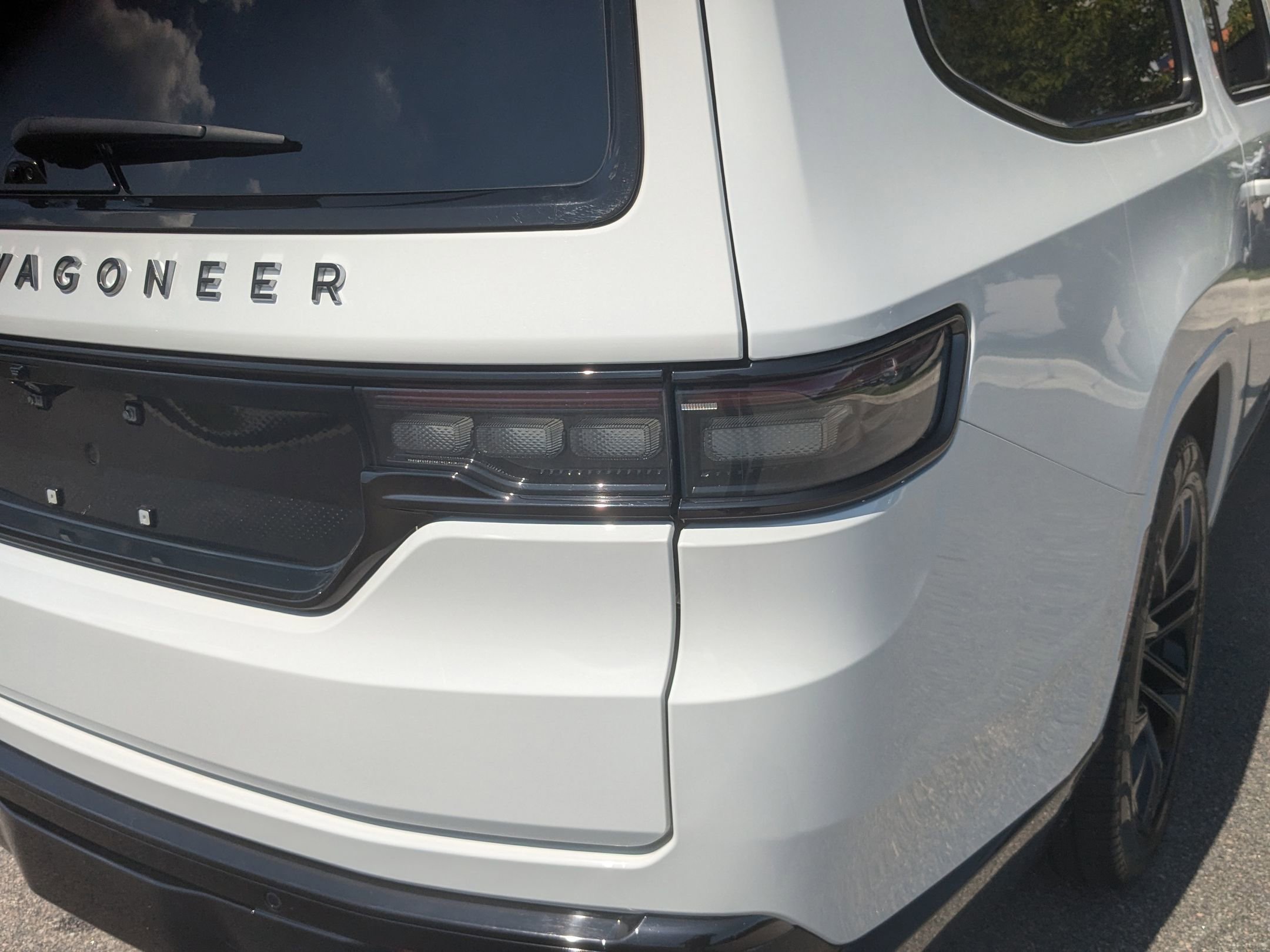 Used 2024 Jeep Grand Wagoneer L Series III w/ Quick Order Packagew 28T image 37