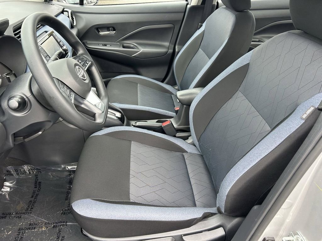 Used 2025 Nissan Versa SV w/ Trunk Package image 22