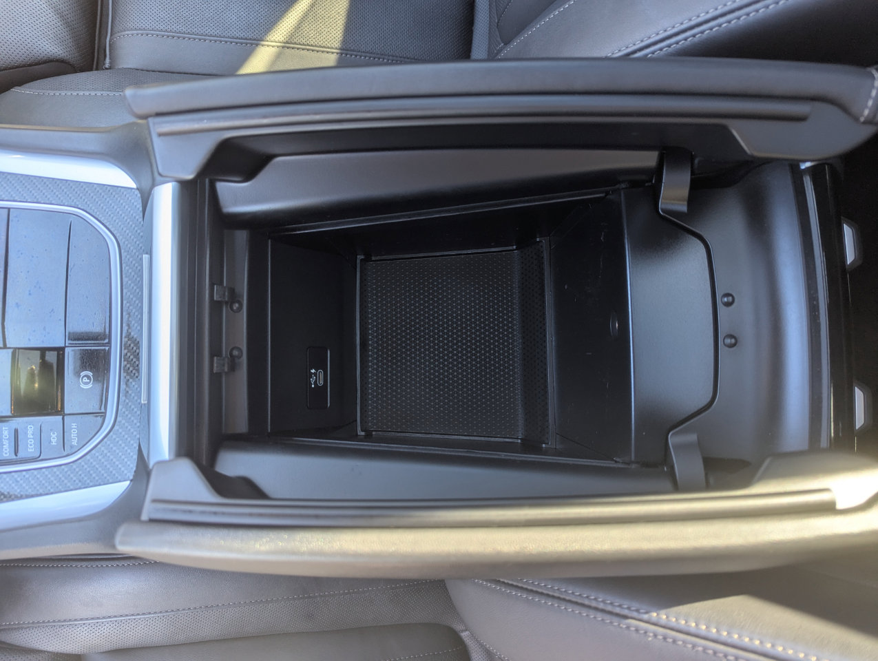 Used 2023 BMW X6 M50i w/ Executive Package image 31