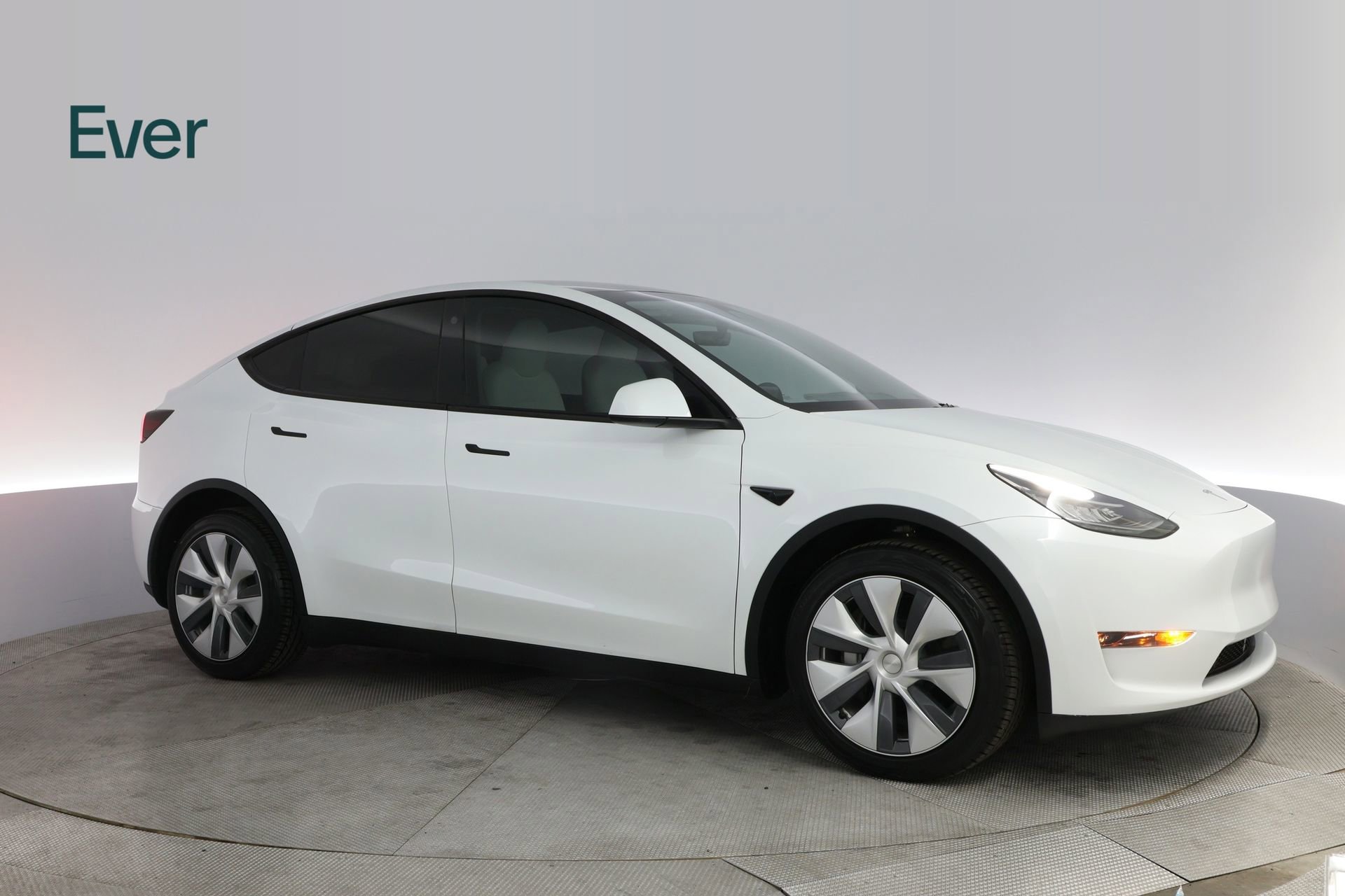 Used 2023 Tesla Model Y Long Range image 14