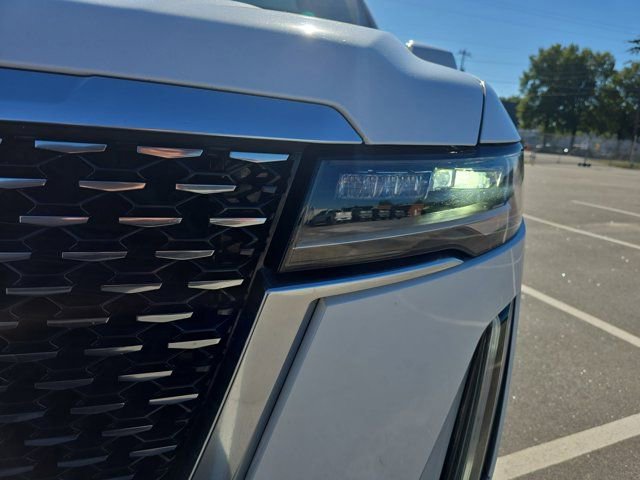 Used 2022 Cadillac Escalade ESV Premium Luxury image 33