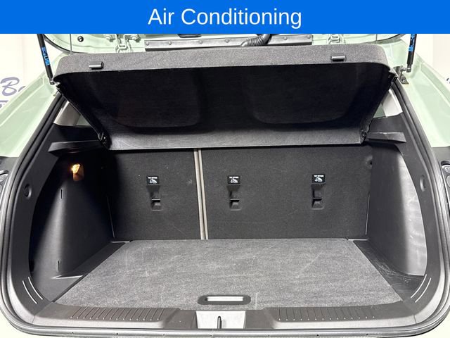 Used 2025 Chevrolet Trax ACTIV FWD image 15