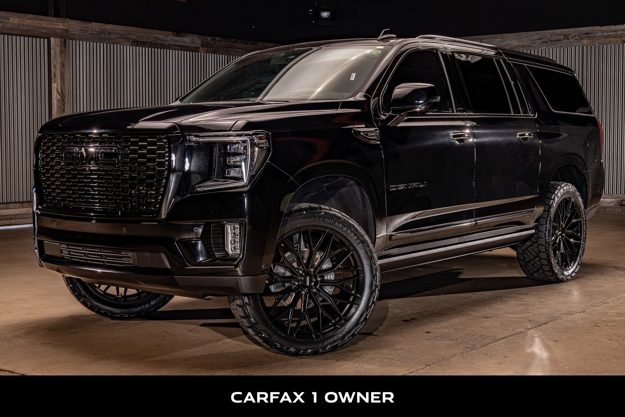 Used 2024 GMC Yukon XL Denali w/ Denali Reserve Package image 5
