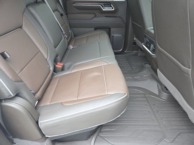 New 2025 GMC Sierra 2500 Denali w/ Denali Reserve Package image 30