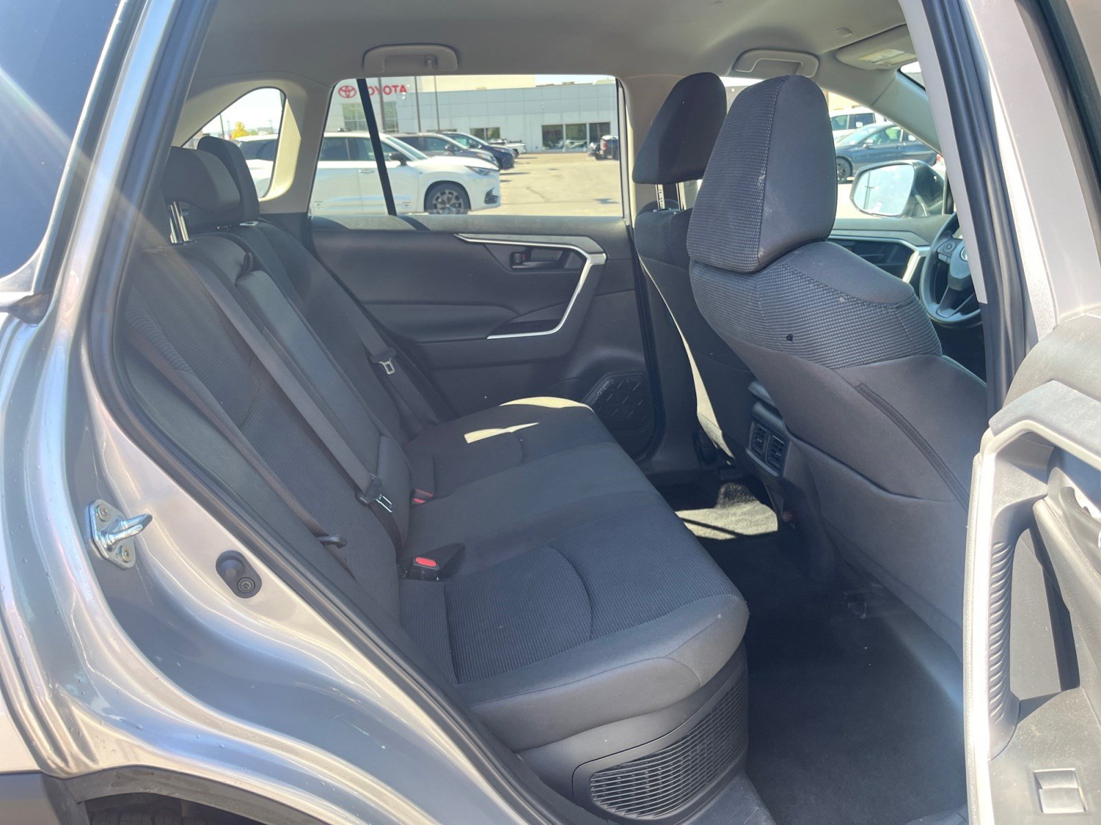 Used 2025 Toyota RAV4 LE AWD/4WD image 16