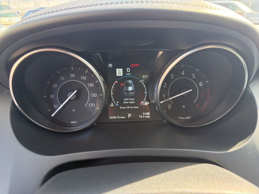 Used 2018 Jaguar E-PACE SE image 14