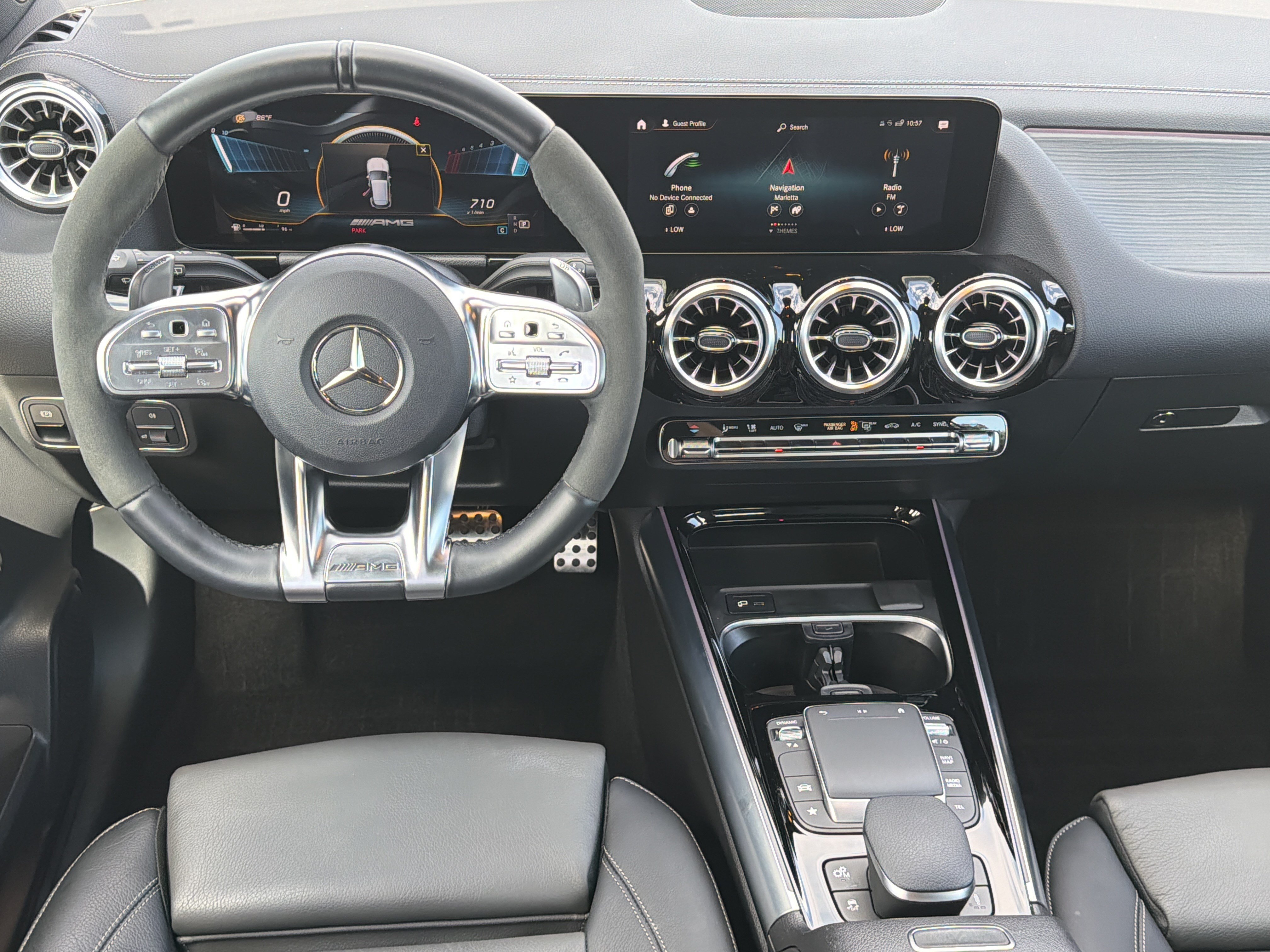Used 2022 Mercedes-Benz GLA 35 AMG 4MATIC image 28