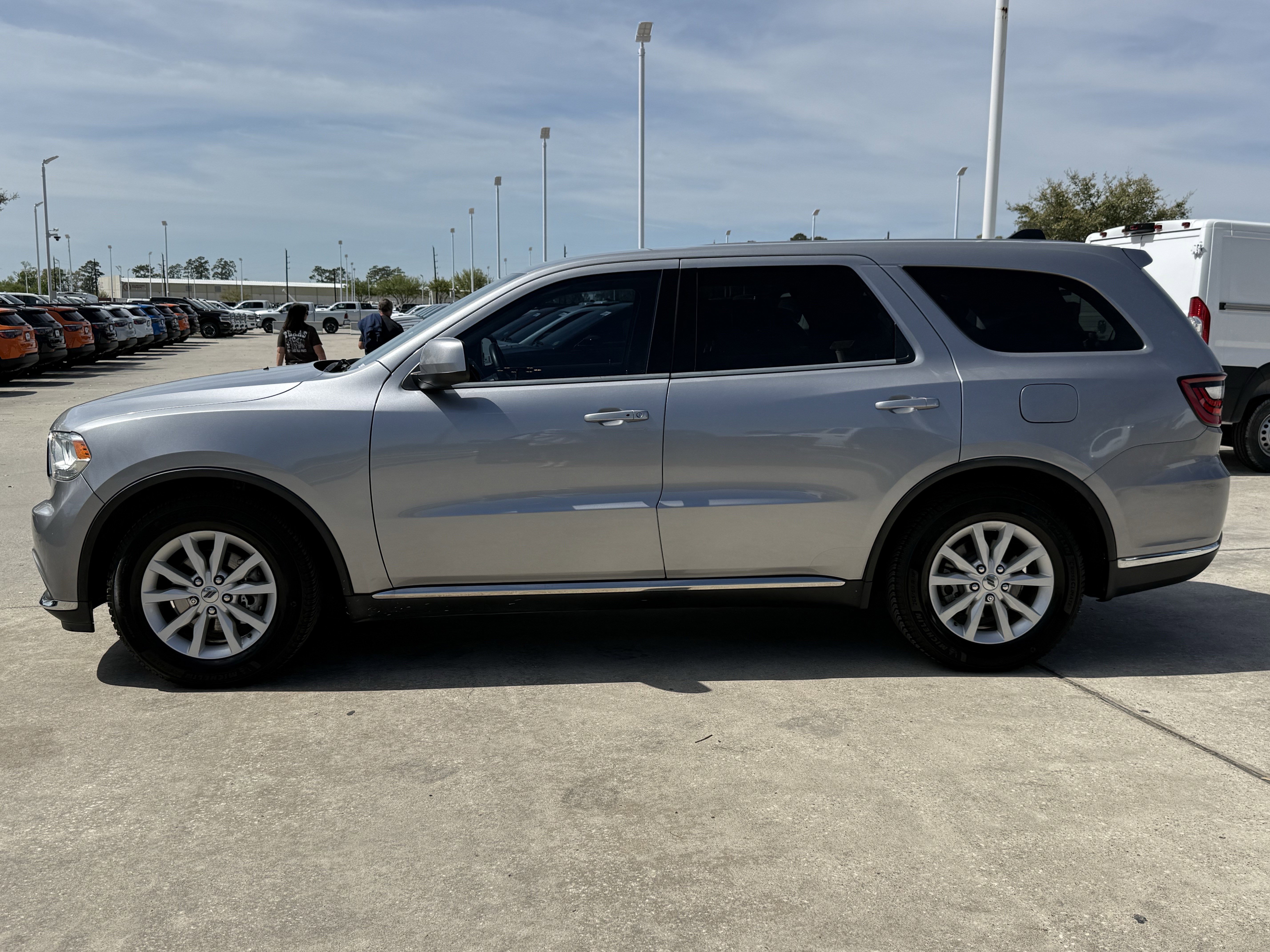 Used 2020 Dodge Durango SXT w/ 3rd Row Seating Group image 8