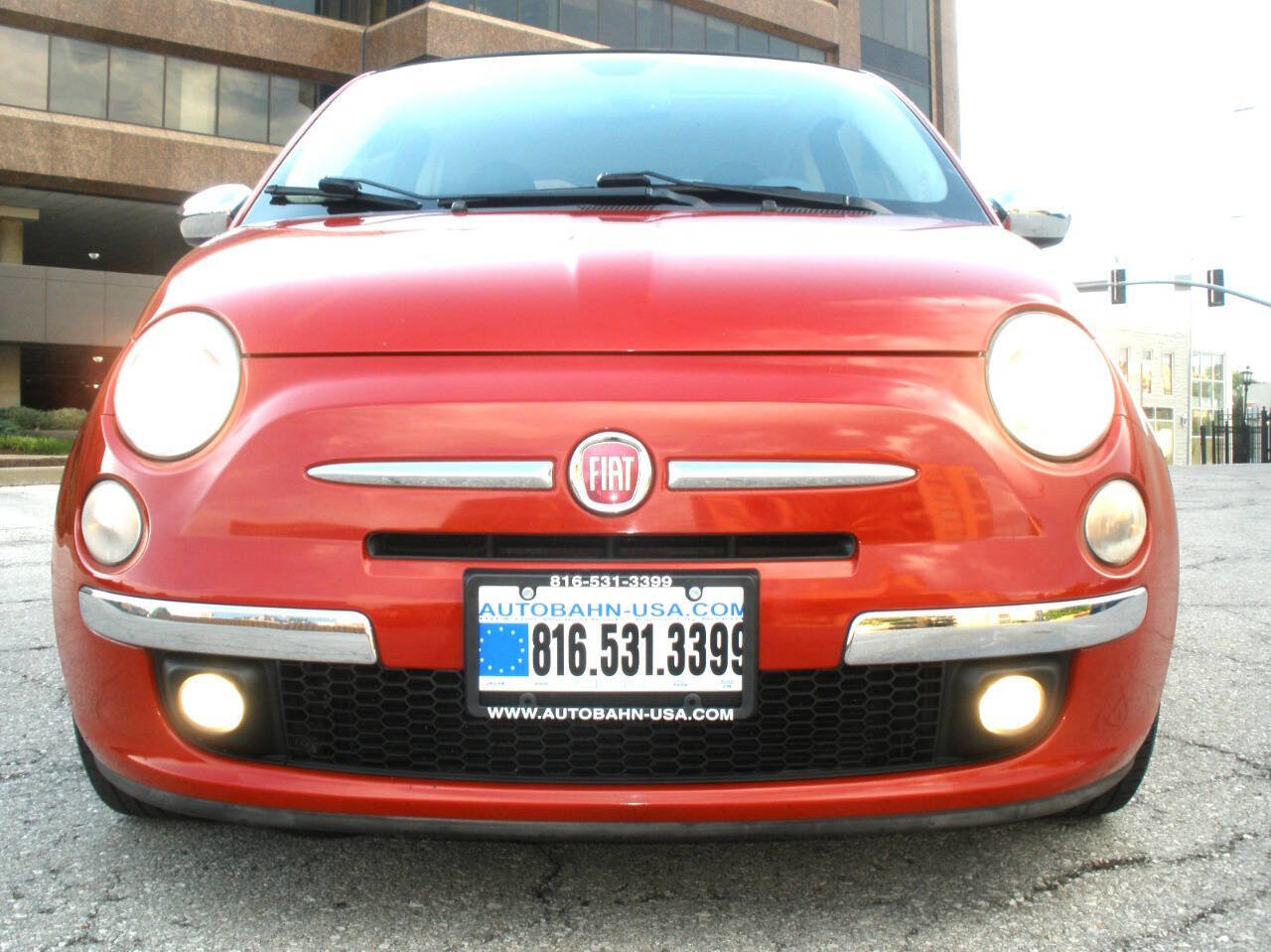Used 2012 FIAT 500 Lounge w/ Luxury Leather Pkg FWD image 8