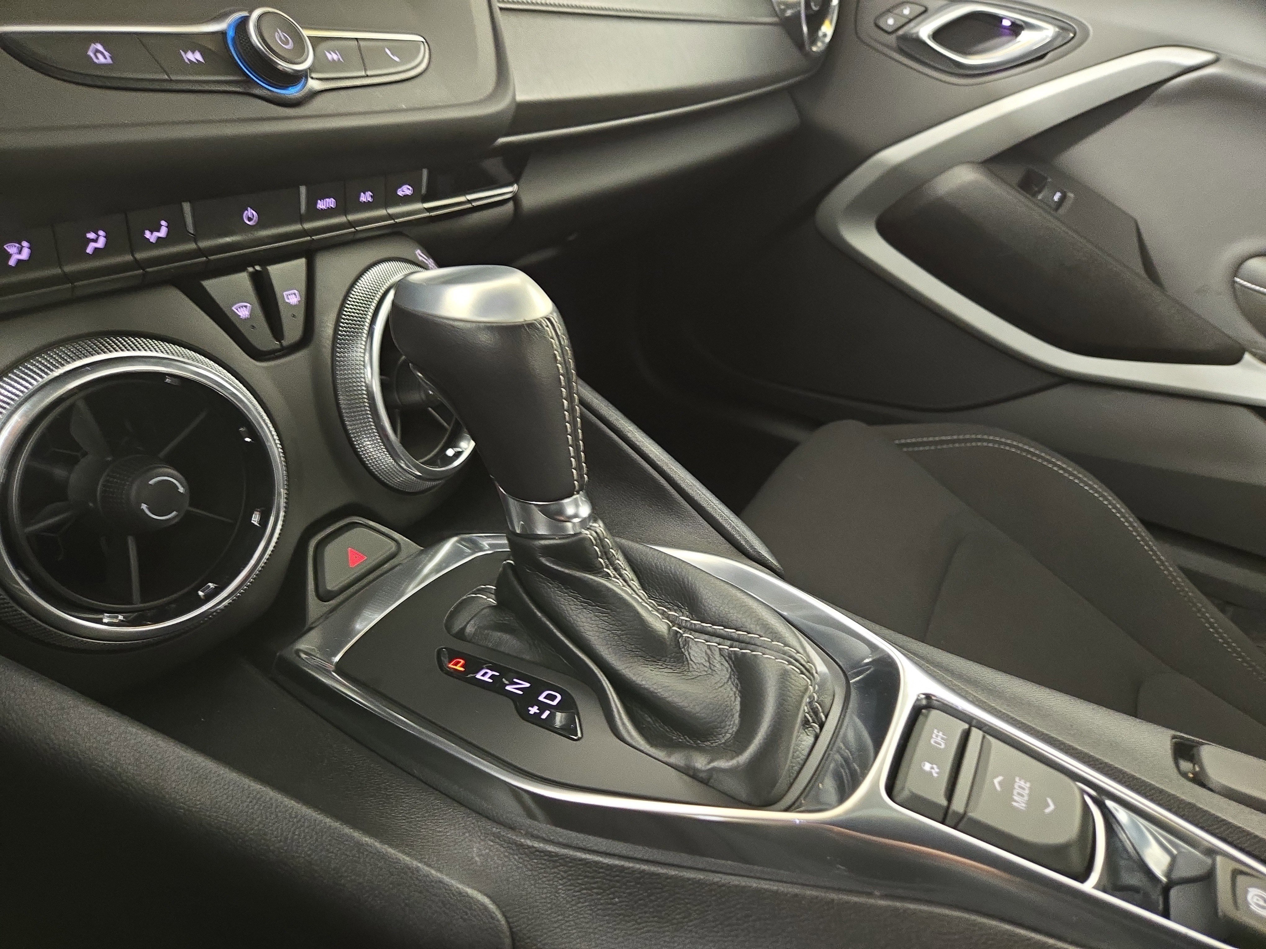 Certified 2019 Chevrolet Camaro LT image 23