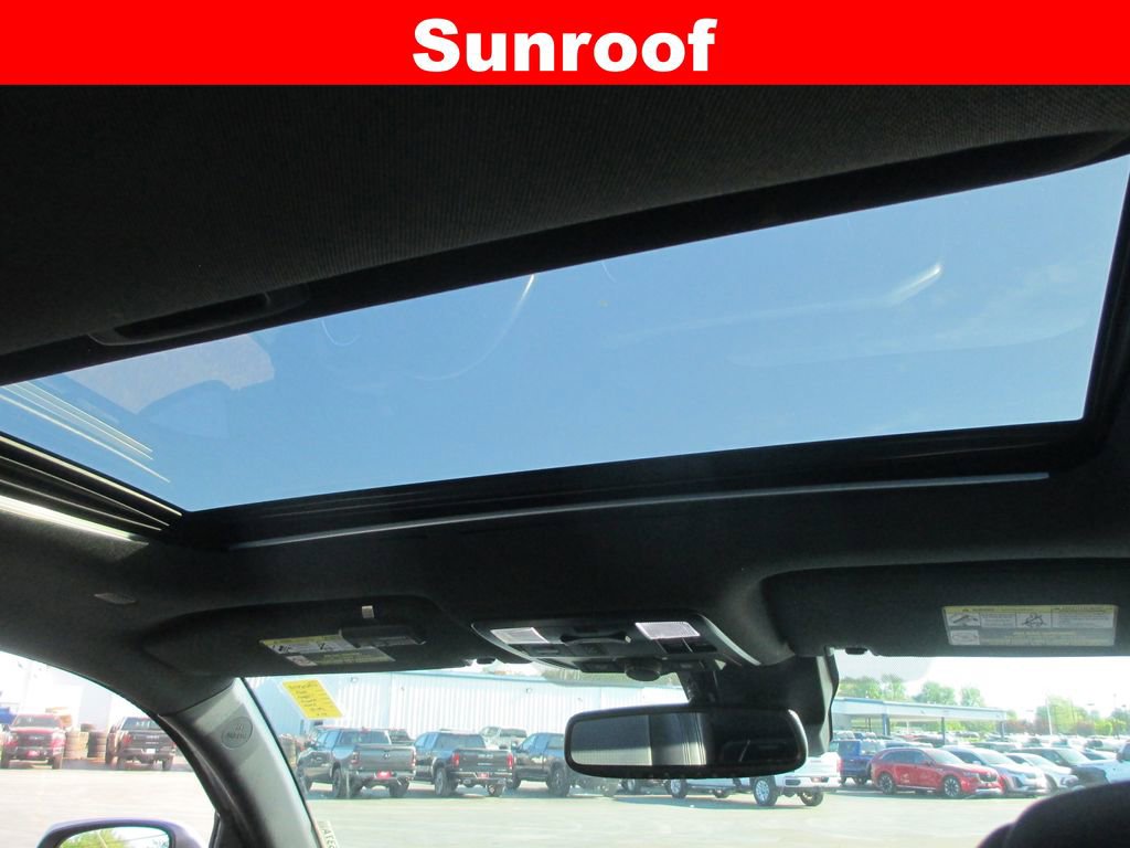Used 2023 Toyota Tacoma TRD Off-Road w/ TRD Premium Off Road Package AWD/4WD image 17