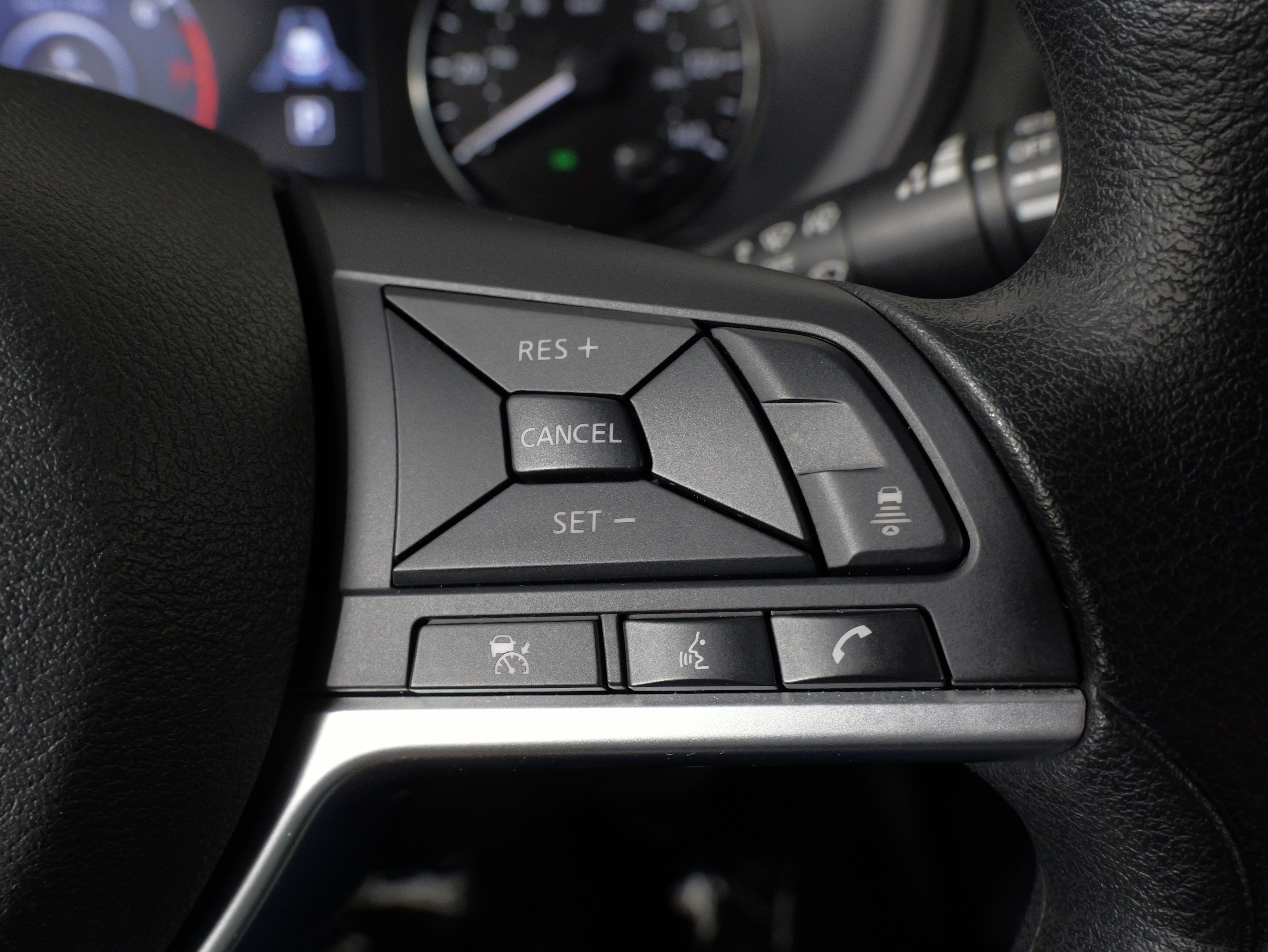 Used 2023 Nissan Kicks SV FWD image 36