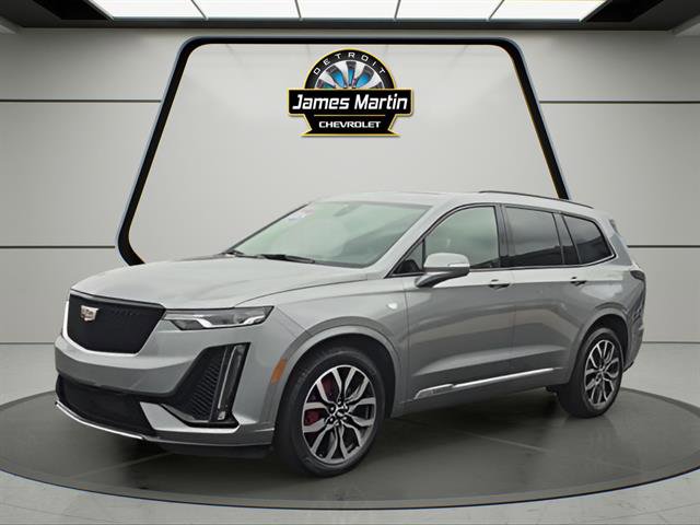 Used 2024 Cadillac XT6 Sport image 3