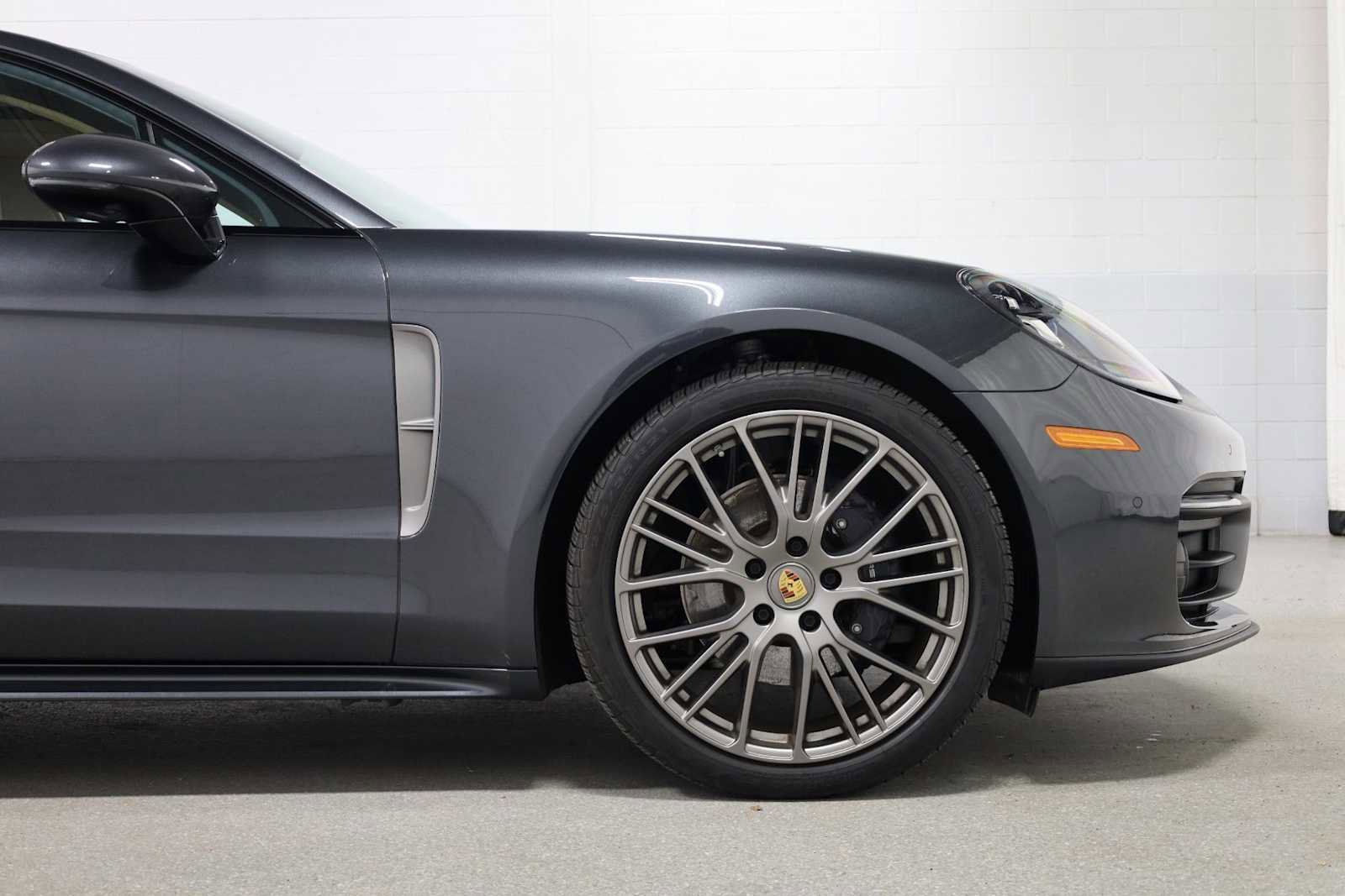 Certified 2023 Porsche Panamera 4 image 11