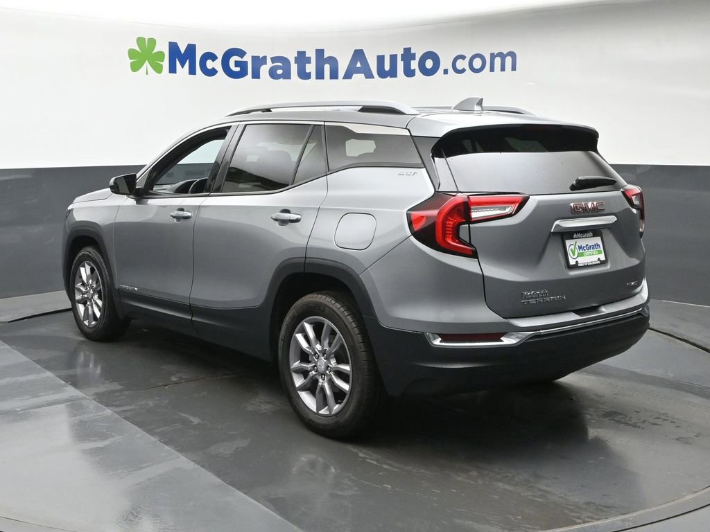 Used 2024 GMC Terrain SLT image 21
