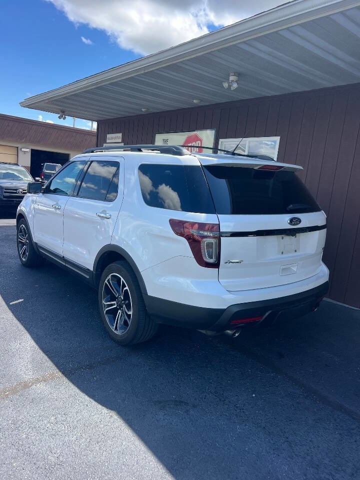 Used 2013 Ford Explorer Sport AWD/4WD image 3