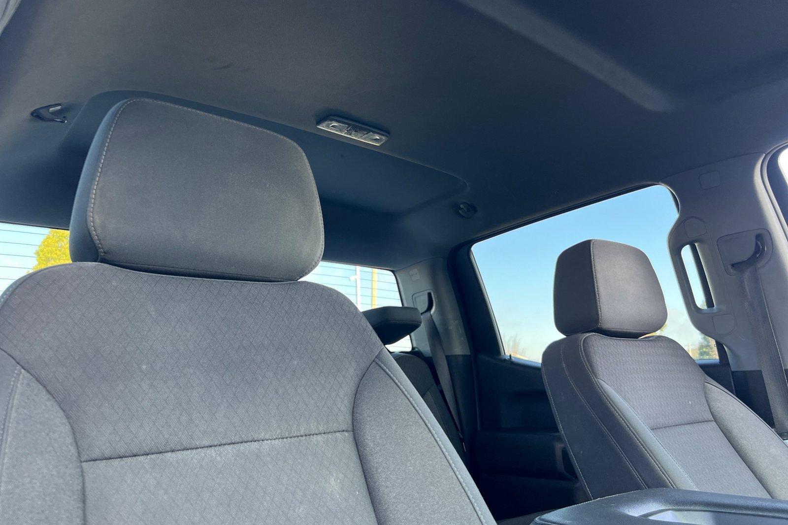 Used 2021 Chevrolet Silverado 1500 LT w/ Z71 Off-Road Package image 16