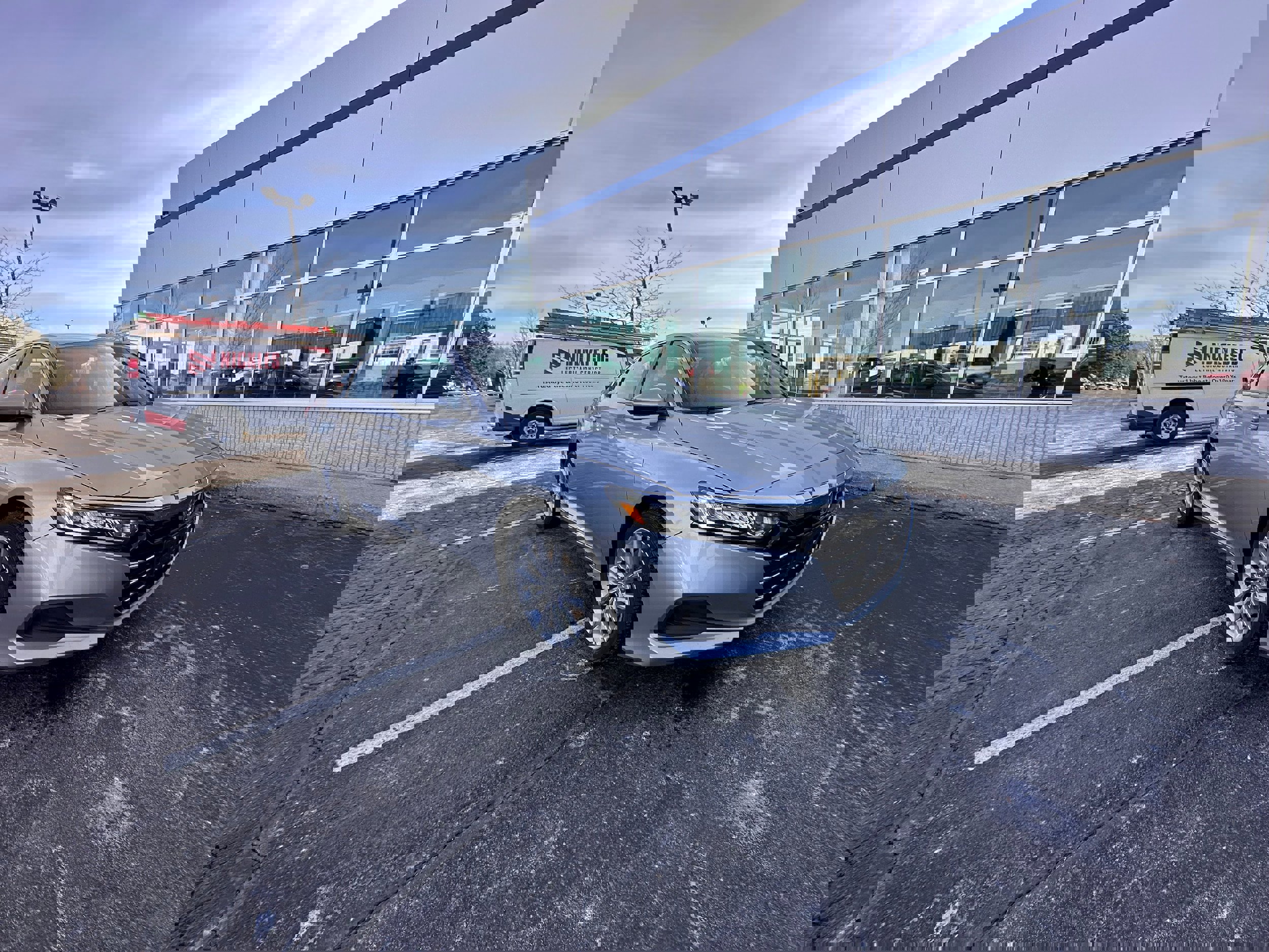 Used 2021 Honda Accord LX image 2