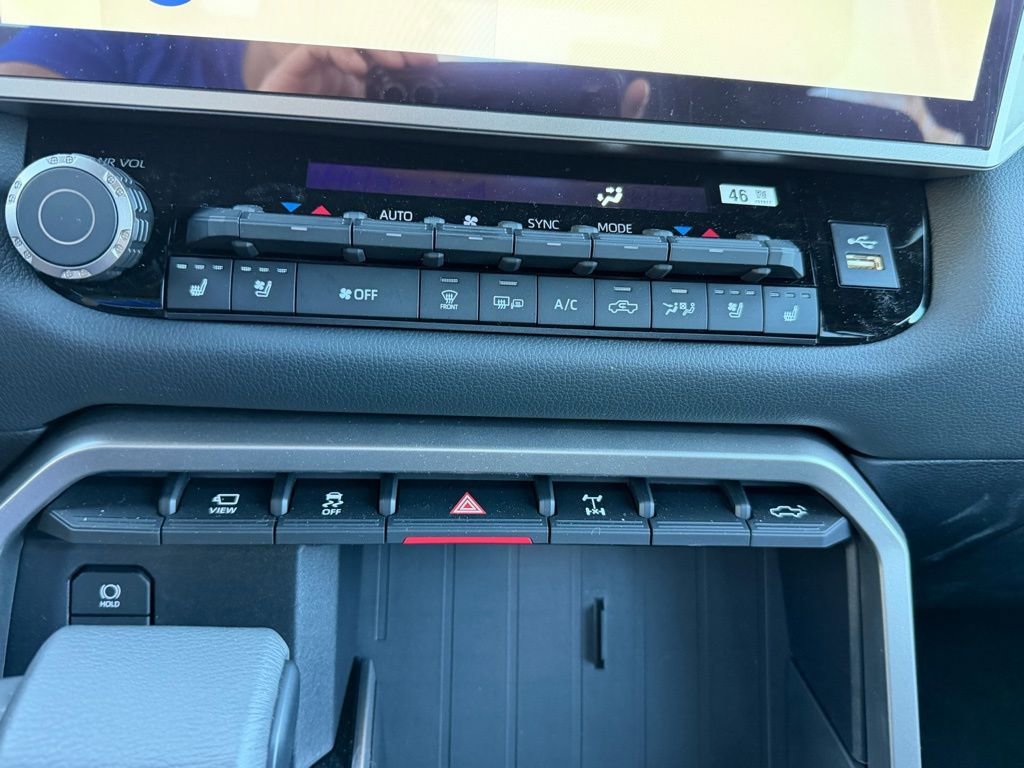 Used 2026 Toyota Tundra Limited w/ TRD Off-Road Package image 22