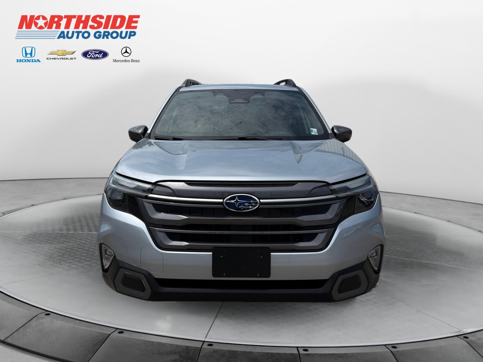 Used 2025 Subaru Forester Limited w/ Popular Package #2 AWD/4WD image 2