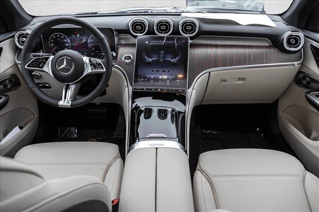Used 2026 Mercedes-Benz GLC 300 4MATIC image 19
