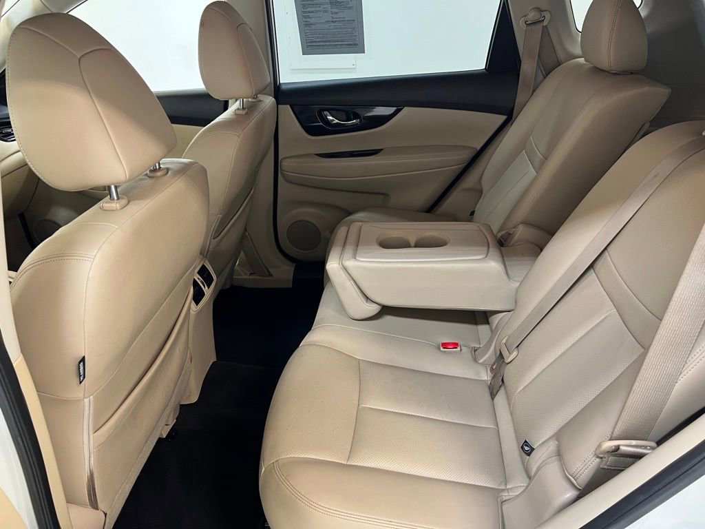 Used 2017 Nissan Rogue SL image 25