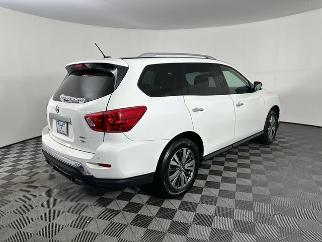 Used 2018 Nissan Pathfinder SV w/ SV Tech Package AWD/4WD image 8