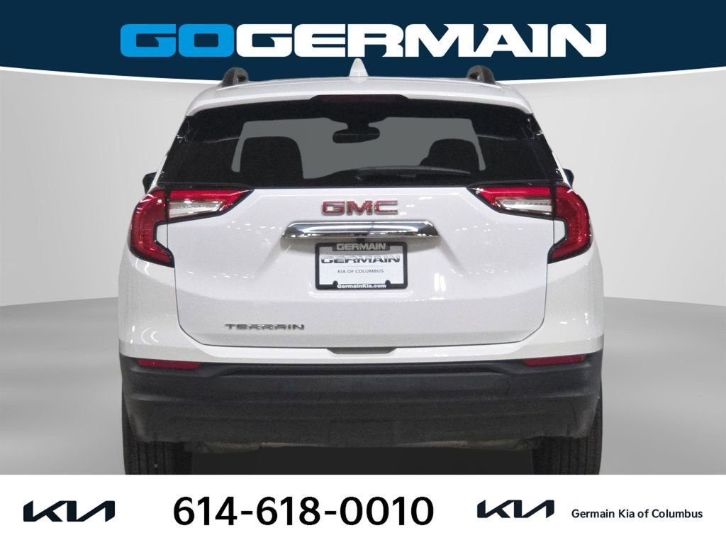 Used 2023 GMC Terrain SLE w/ Driver Convenience Package FWD image 10