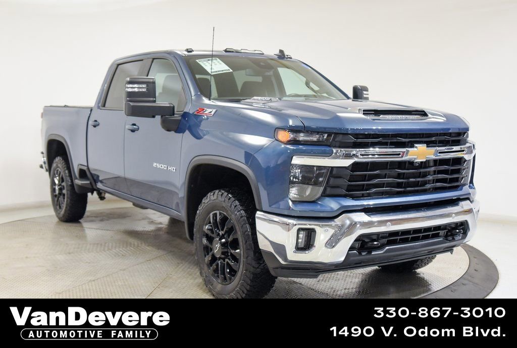 Used 2025 Chevrolet Silverado 2500 LT w/ Safety Package image 1