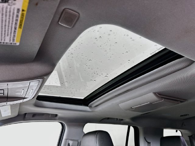 Used 2019 Chevrolet Tahoe Premier AWD/4WD image 29