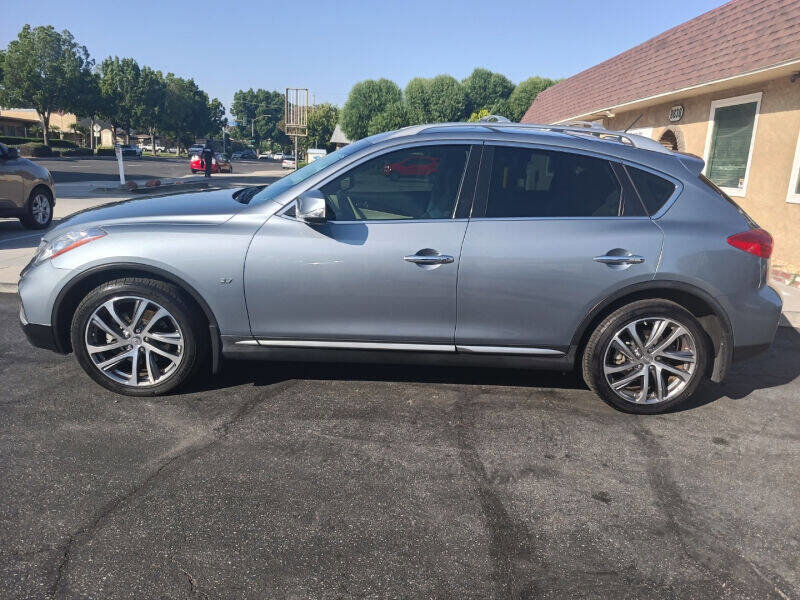 Used 2017 INFINITI QX50 2WD w/ Deluxe Touring Package image 5