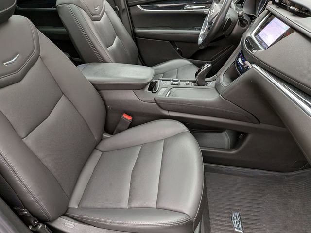 Certified 2023 Cadillac XT5 Premium Luxury w/ LPO, Floor Liner Package AWD/4WD image 27
