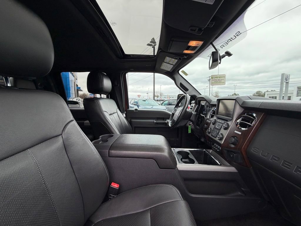 Used 2016 Ford F250 Lariat w/ Lariat Ultimate Package image 13