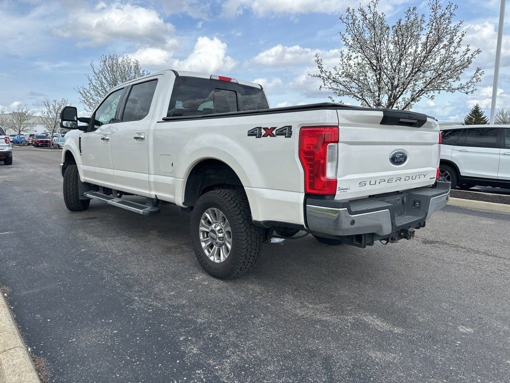 Used 2017 Ford F250 Lariat w/ Lariat Ultimate Package AWD/4WD image 8