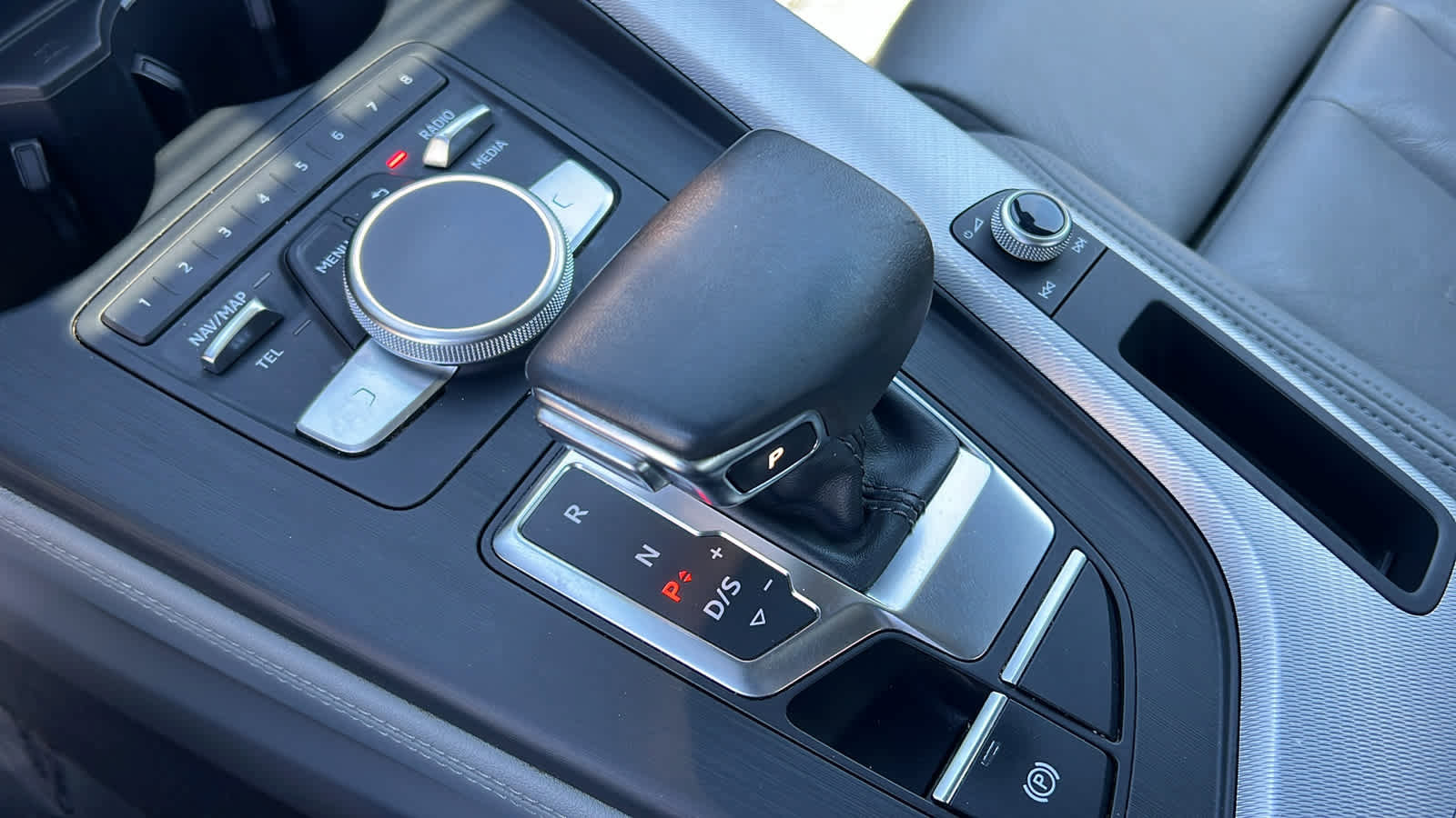 Used 2019 Audi A4 2.0T Premium Plus w/ Premium Plus Package image 13