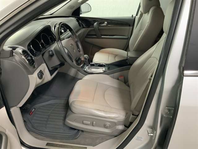 Used 2015 Buick Enclave Leather w/ Trailering Package image 13
